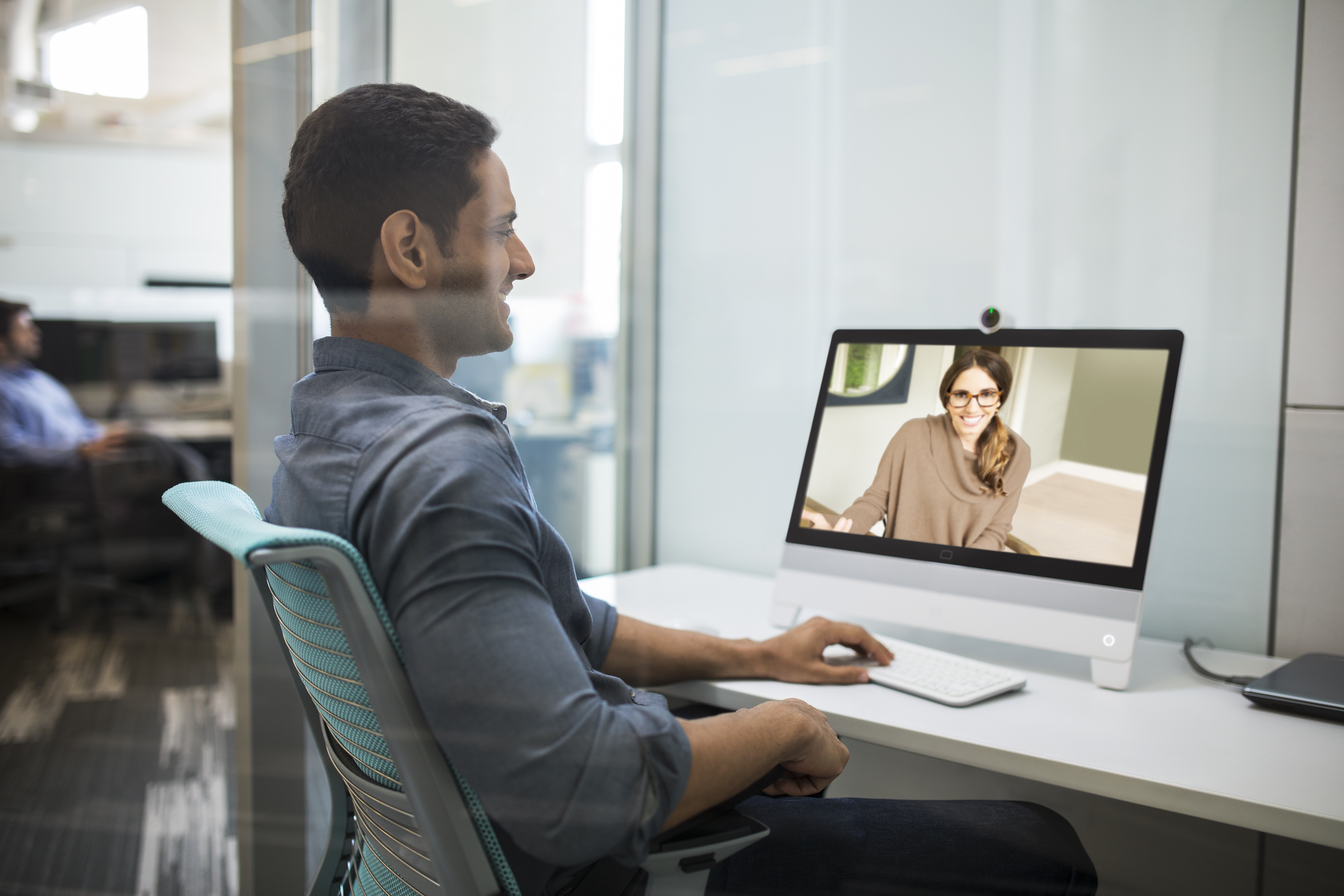 A Privacy Related Flaw Detected In Webex- And Zoom-Directed Video Calls